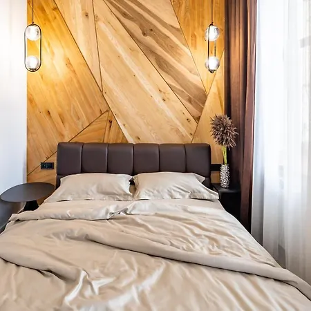 Romari Apartment Таманська 12 アパート *