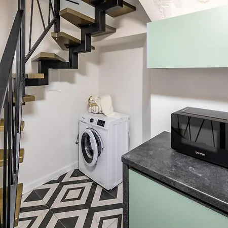 Romari Apartment Таманська 12 * リヴィウ