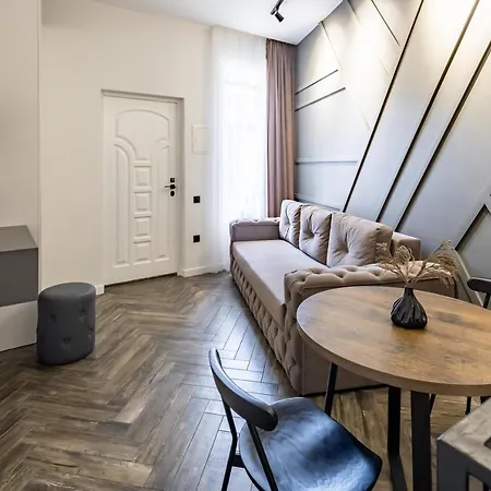 アパート Romari Apartment Таманська 12 リヴィウ