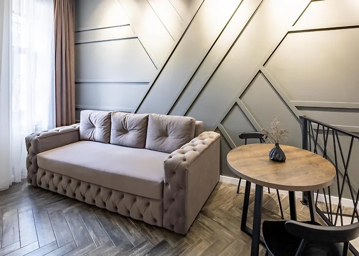 Romari таманська 12 דירה לבוב